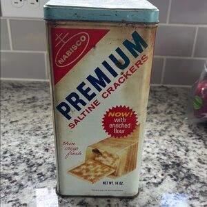 Nabisco Premium Saltine Crackers Tin